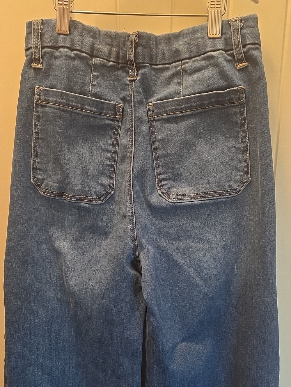 BCBGeneration Classic Wide-Leg Denim Jeans in Blue